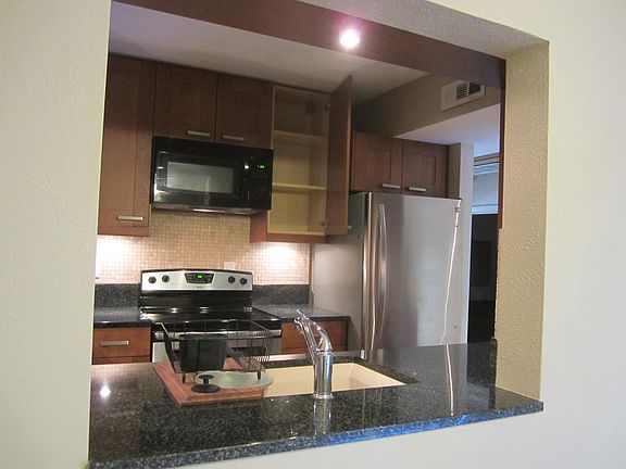 kitchen from LR2