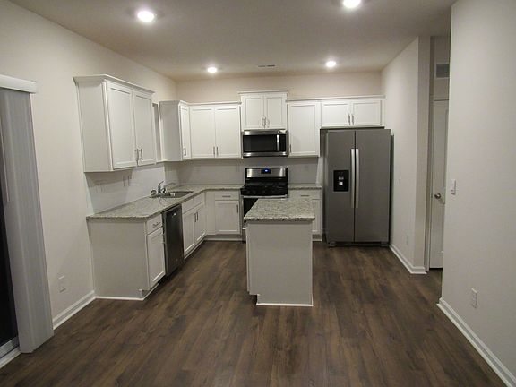 4th image of 114 Sequoia Forest Dr