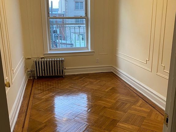 5th image of 48 Parrott Pl Floor 2