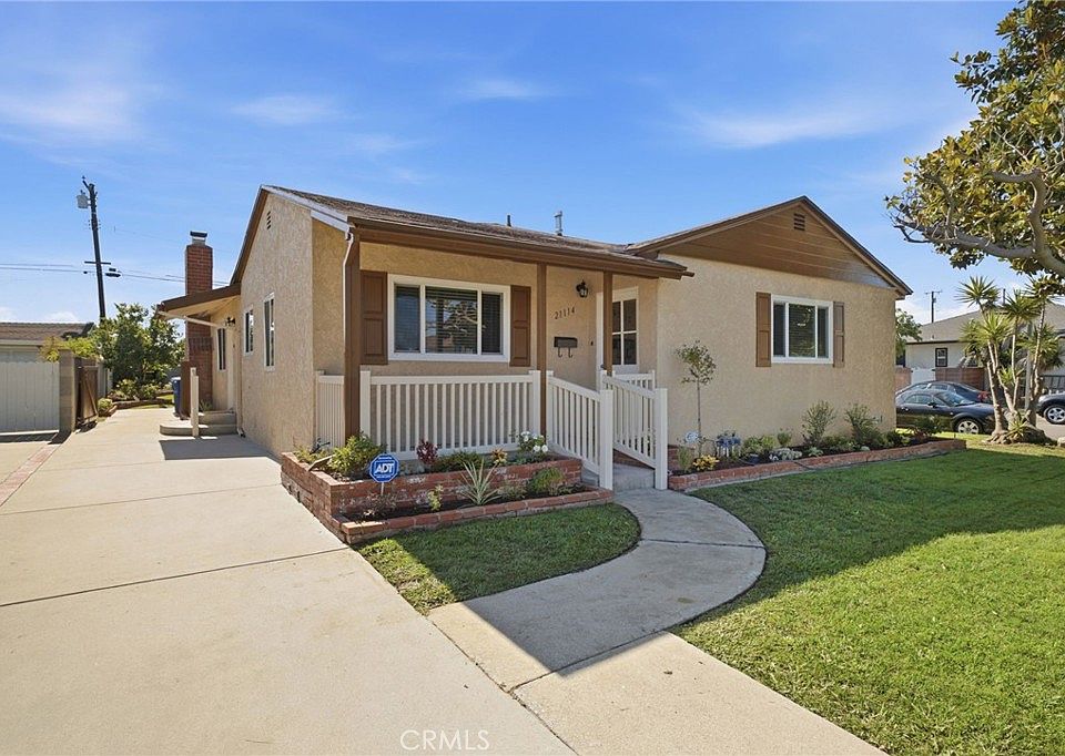 1st image of 21114 Broadwell Ave