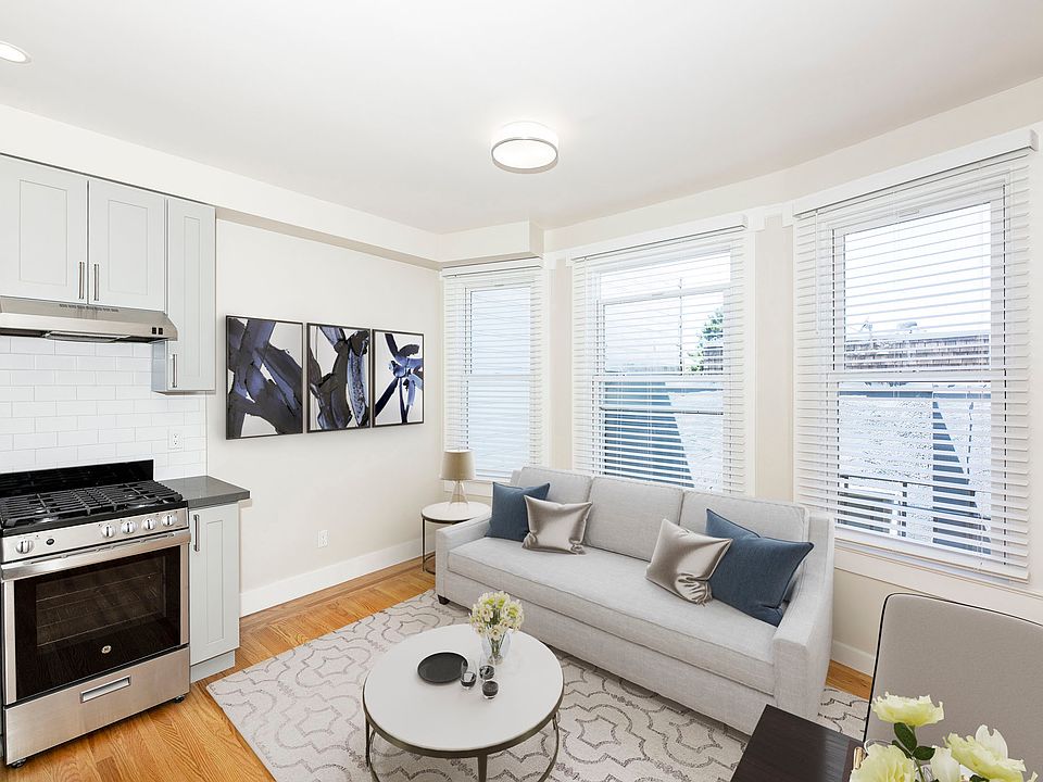 1st image of 2459 Larkin St #3