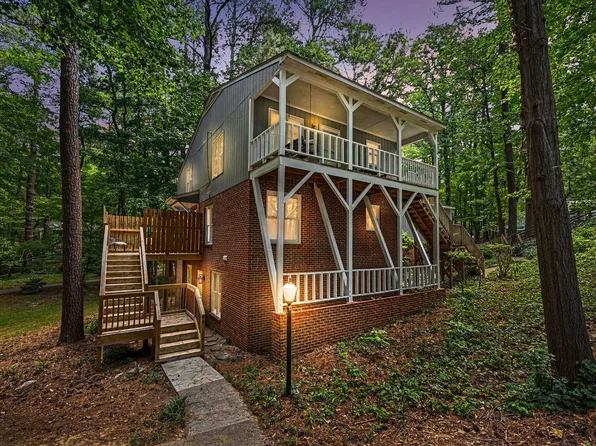 119 Carmichael Ct, Cary, NC 27511