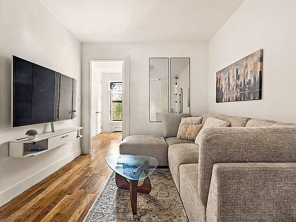 3rd image of 784 Madison St APT 3A