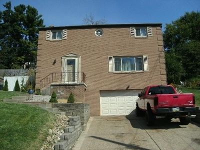 4891 Young Dr, Pittsburgh, PA, 15227