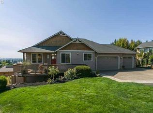 1029 SW Upland Dr, Dundee, OR 97115