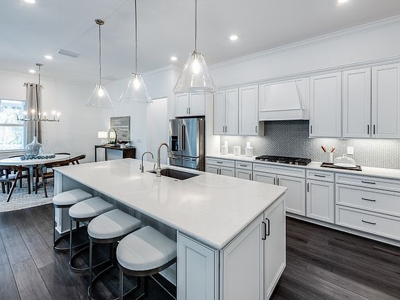 Personalize your dream new kitchen