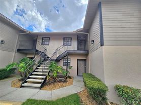 4007 Ashford Green Pl