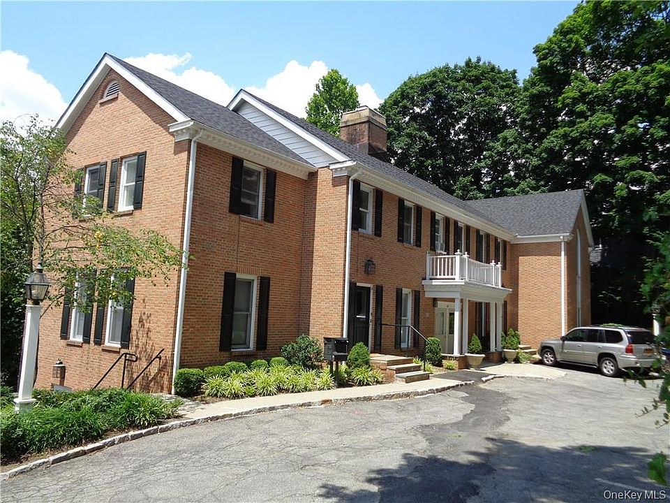 1st image of 121 King St APT 6