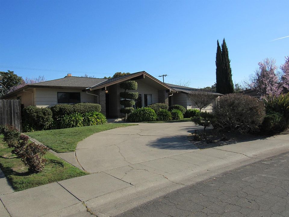 1st image of 1149 Glen Holly Way