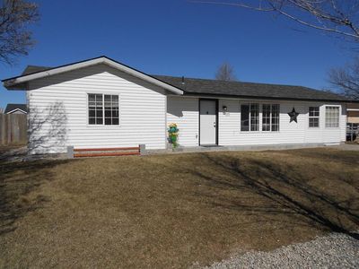 665 Lakeside Dr, Blackfoot, ID, 83221
