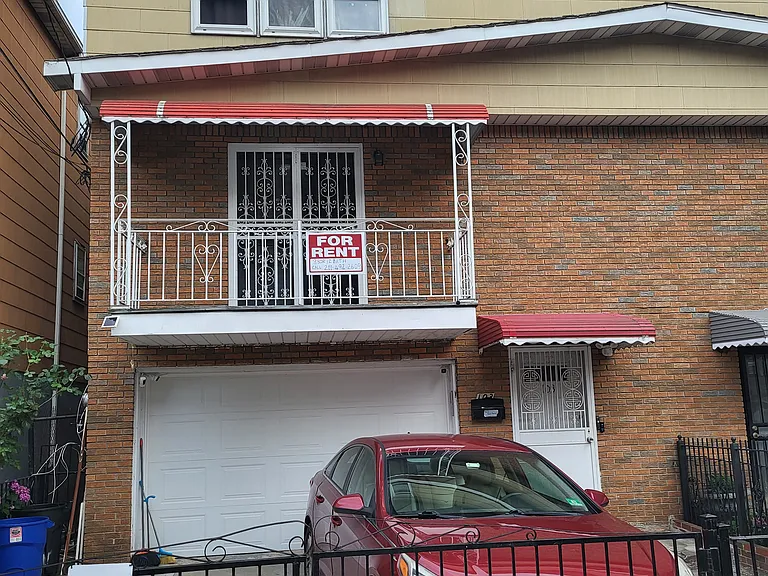 103 Beacon Ave — Photo 1