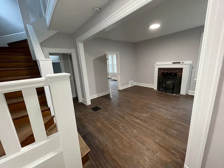 119 Hardesty Ave — Photo 8