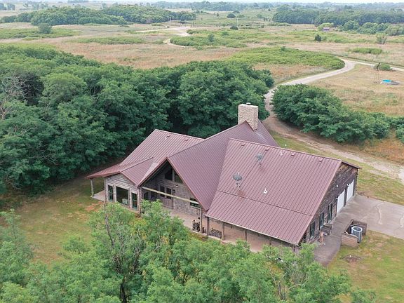 3rd image of 37233 Coal Rd