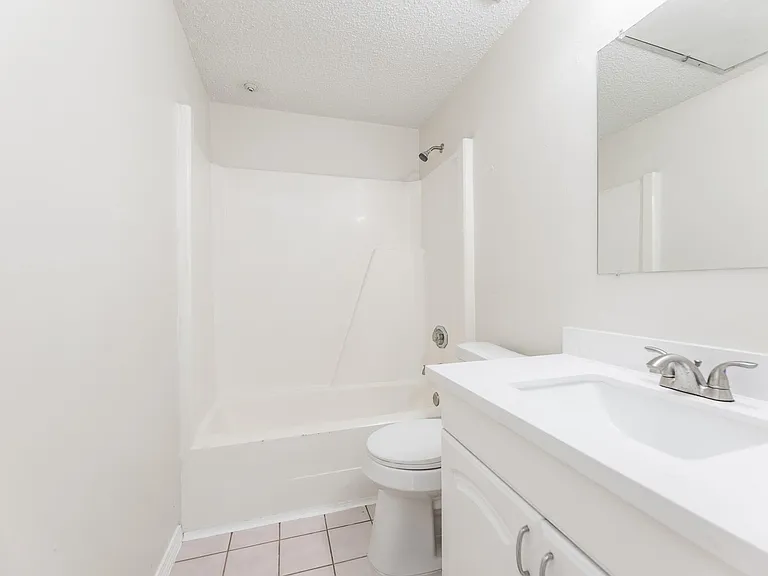 3742 Thistlemont Dr — Photo 27