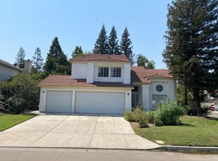 821 E Edgemont Dr, Fresno, CA 93720