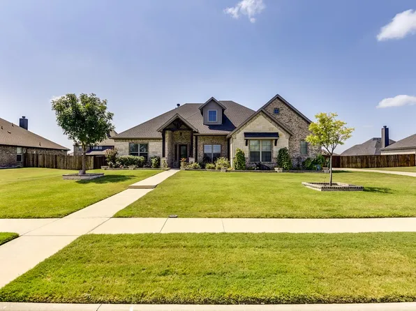 153 Hackney St, Waxahachie, TX 75165