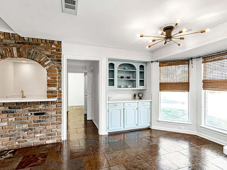 4204 Pine Park Dr — Photo 13