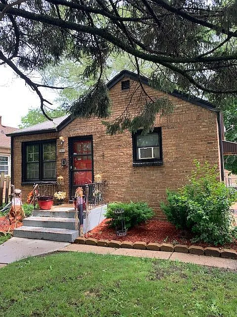 5412 N 42nd St photo 1