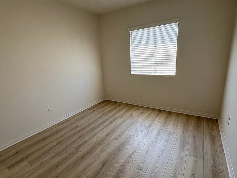 7627 Laurel Cyn Blvd — Photo 5
