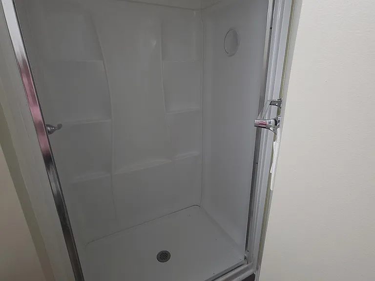 189 E Walnut St #1 — Photo 14
