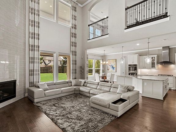 2nd image of 5711 Clouds Creek Ln