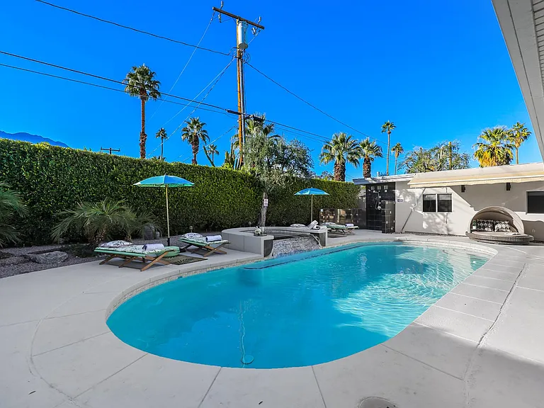 725 S Mountain View Dr — Photo 23