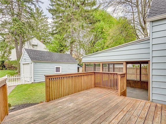 4th image of 1467 Westvale Ave