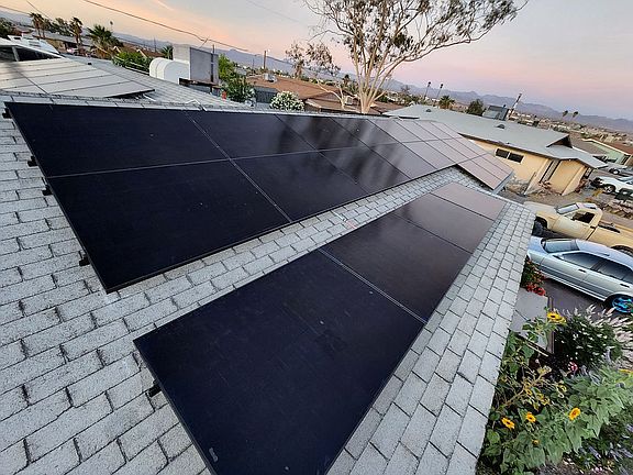 4th image of 889 La Jolla Dr