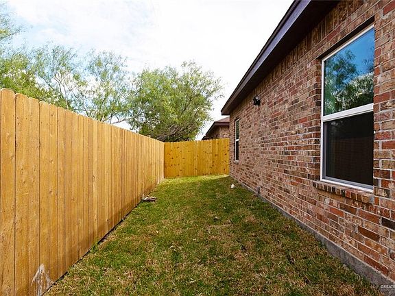4th image of 3707 Valeria St #3