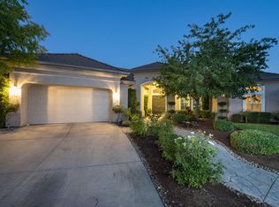 4594 N Outlook Ct, Clovis, CA 93619
