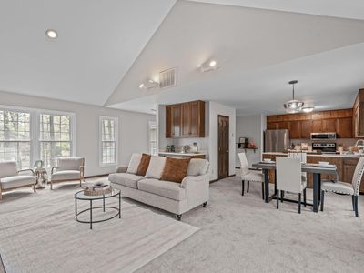 3304 Wade Ave, Raleigh, NC, 27607