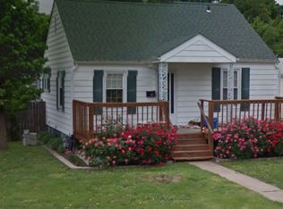 128 E Tydeman Ave, Roxana, IL 62084