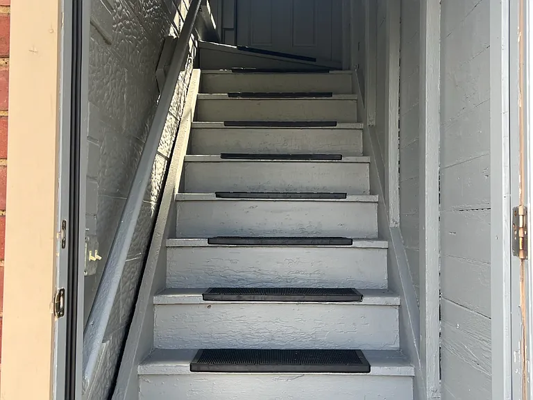 1128 Garfield Ave SW #A — Photo 8