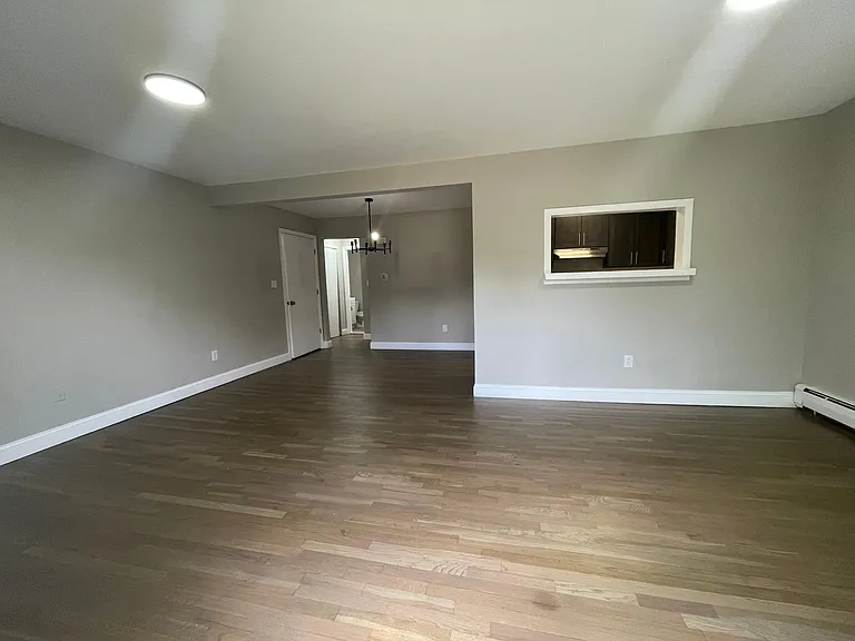 17 Walnut St — Photo 11
