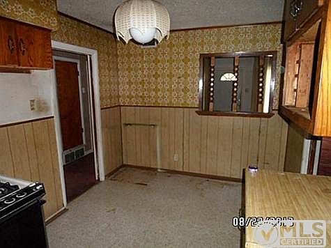 4th image of 1379 E Pentagon Pkwy