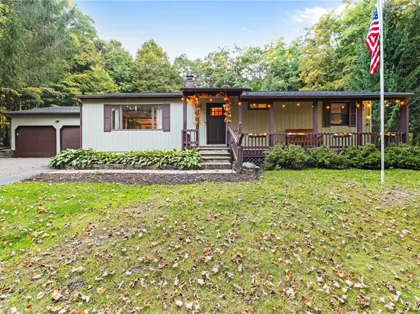 2727 Lafayette Rd, La Fayette, NY 13084