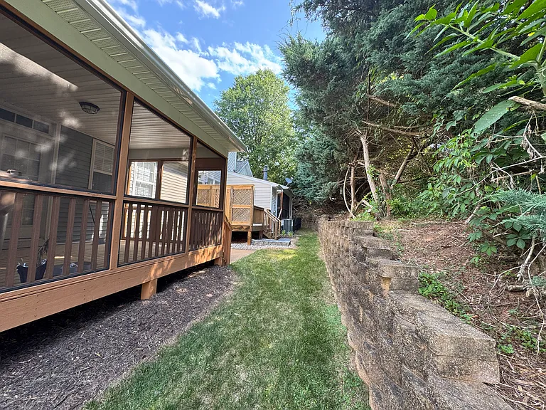 116 Jamison Woods Ln — Photo 45