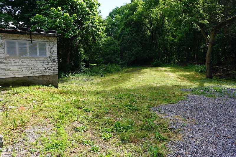 3rd image of 100 Brook Road