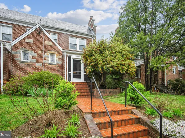 723 Nicholson St NW, Washington, DC 20011
