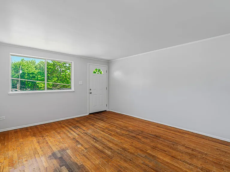 2114 Washington Ave #3 — Photo 9