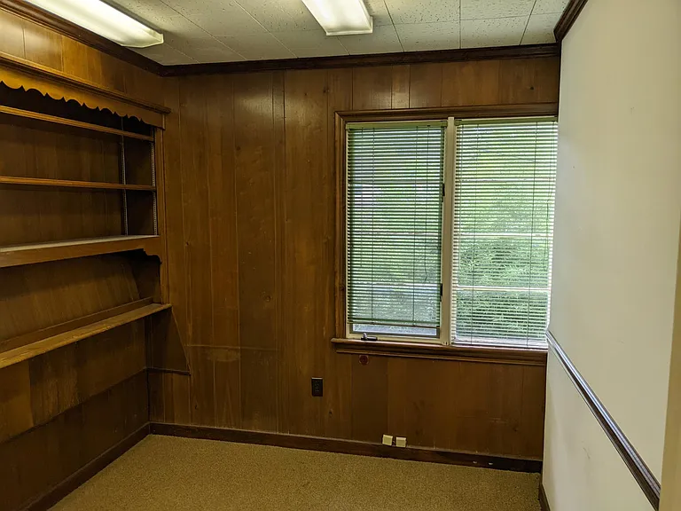 519 Wood St — Photo 35