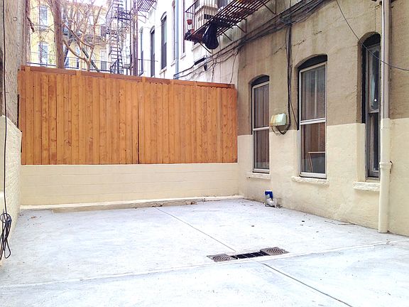 4th image of 487 6th Ave #8