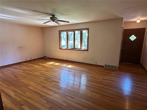 3rd image of 717 Morningside Dr