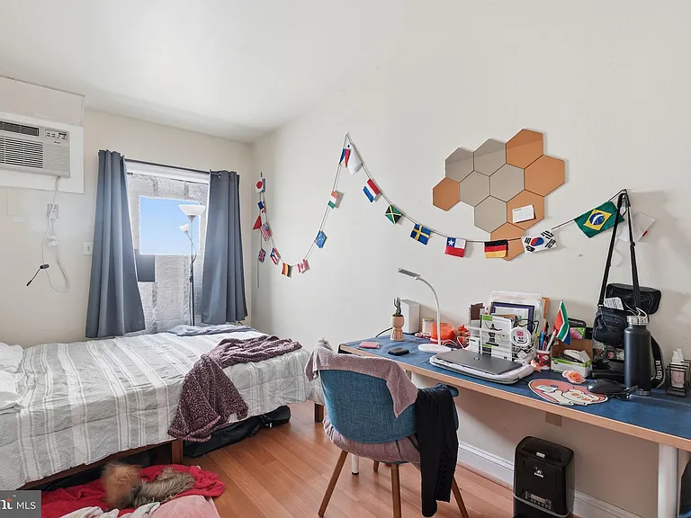 1425 Wisconsin Ave NW #1 — Photo 13