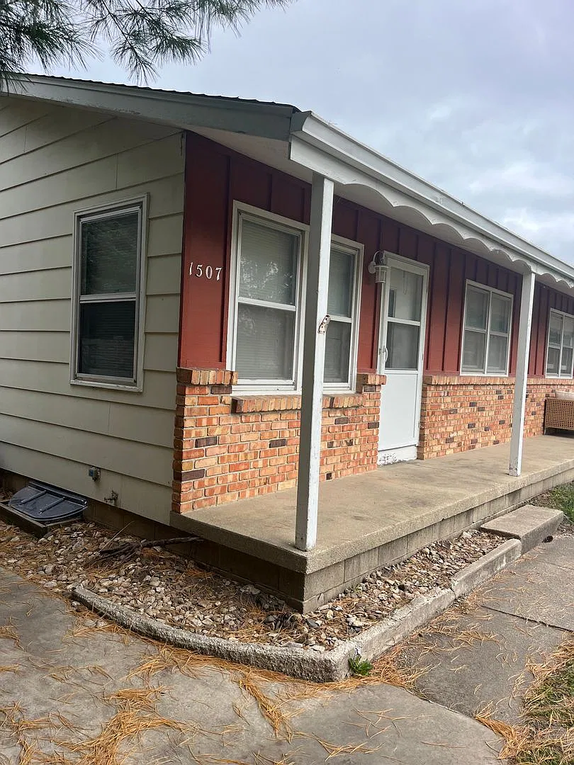 3 Bd 1.5 Ba Condo for rent in Cedar Falls, IA — Photo 1