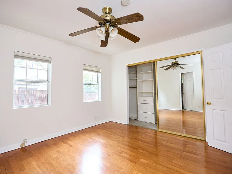 Edenhurst Ave. 3730 -Rentals — Photo 29
