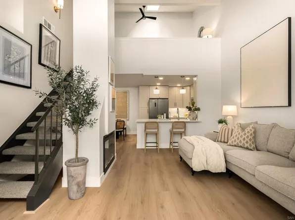 4049 Carmel View Rd Unit 82, San Diego, CA 92130