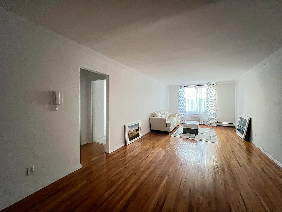 1st image of 5440 Little Neck Pkwy APT 4N