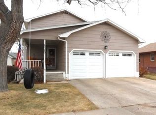 1710 Newton St, Sidney, NE 69162