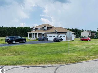 1150 S Ridge Ct, Traverse City, MI 49696